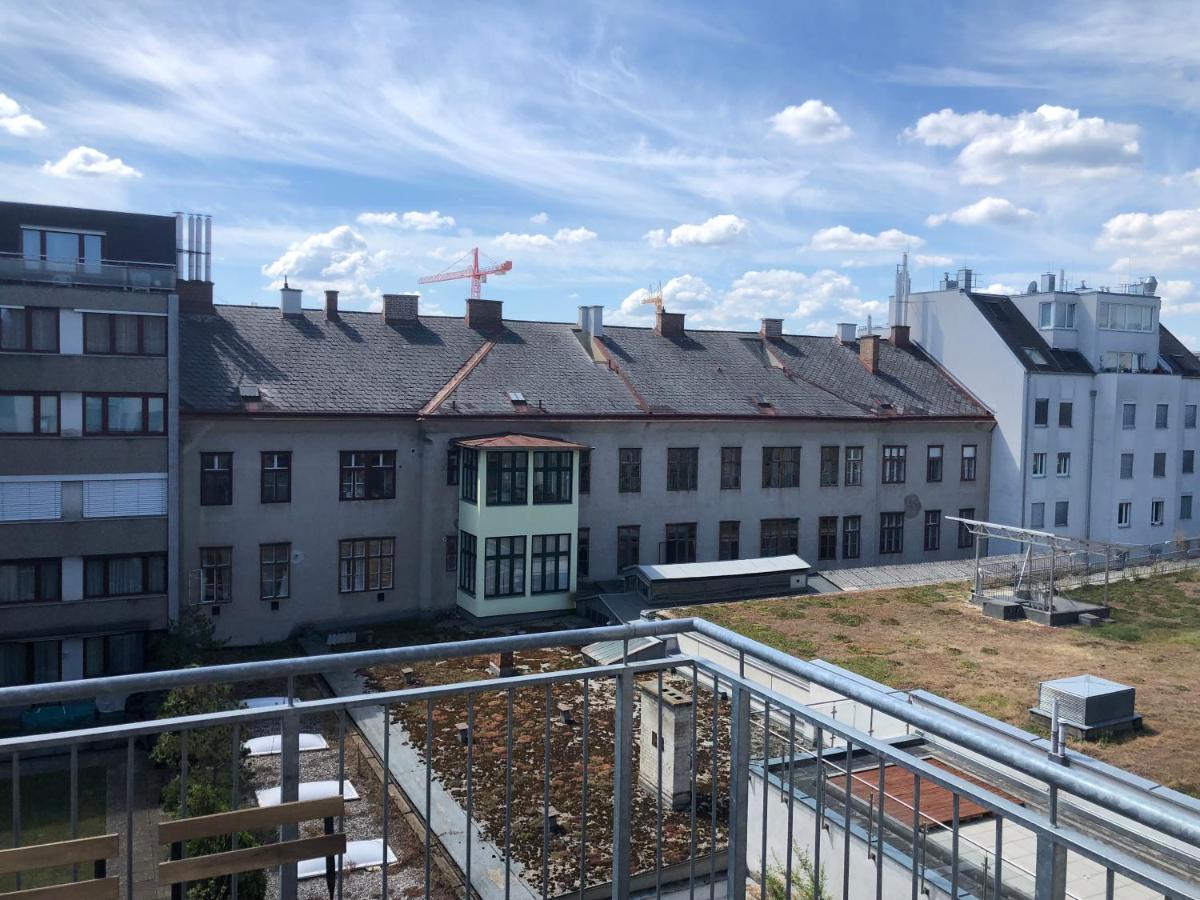 Helle 4 Zimmer Familien-Wohnung Mit Balkon! Schloss Schonbrunn In Gehdistanz เวียนนา ภายนอก รูปภาพ