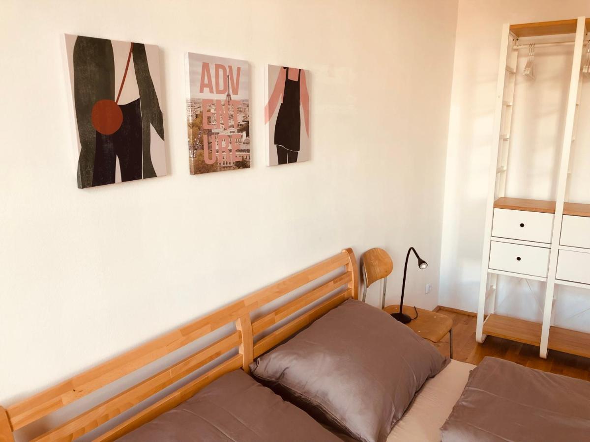Helle 4 Zimmer Familien-Wohnung Mit Balkon! Schloss Schonbrunn In Gehdistanz เวียนนา ภายนอก รูปภาพ