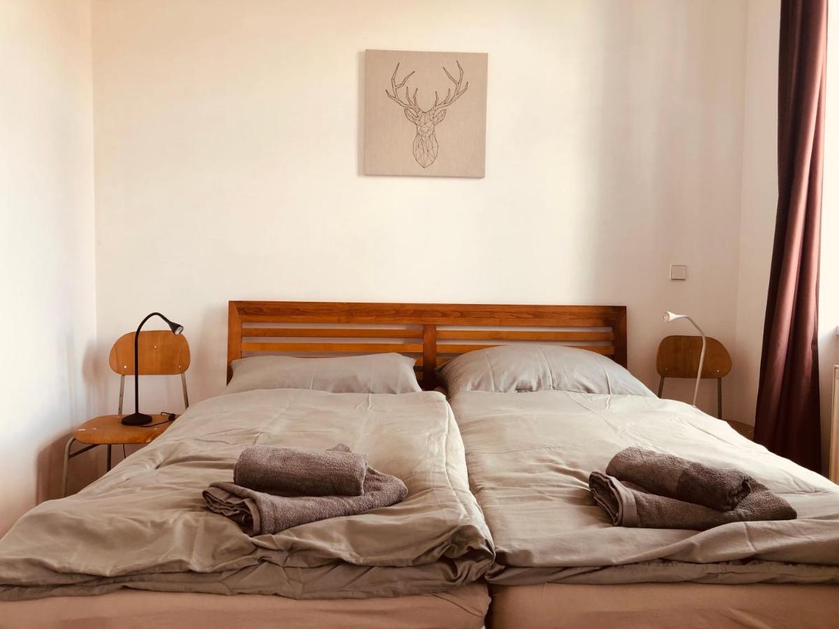 Helle 4 Zimmer Familien-Wohnung Mit Balkon! Schloss Schonbrunn In Gehdistanz เวียนนา ภายนอก รูปภาพ
